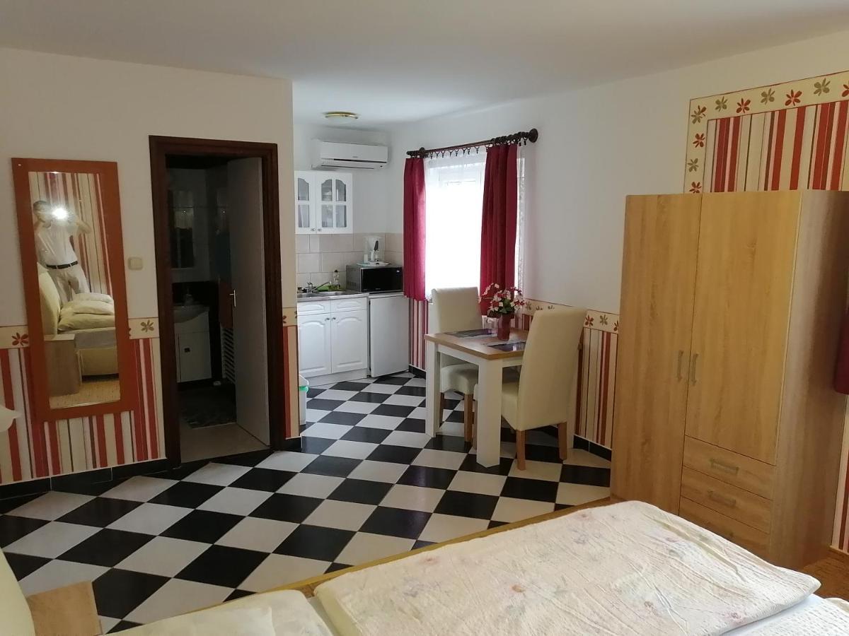 Magdalena Apartmanhaz Hévíz Екстериор снимка
